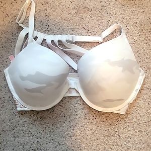 Victoria's Secret Pink sports bra